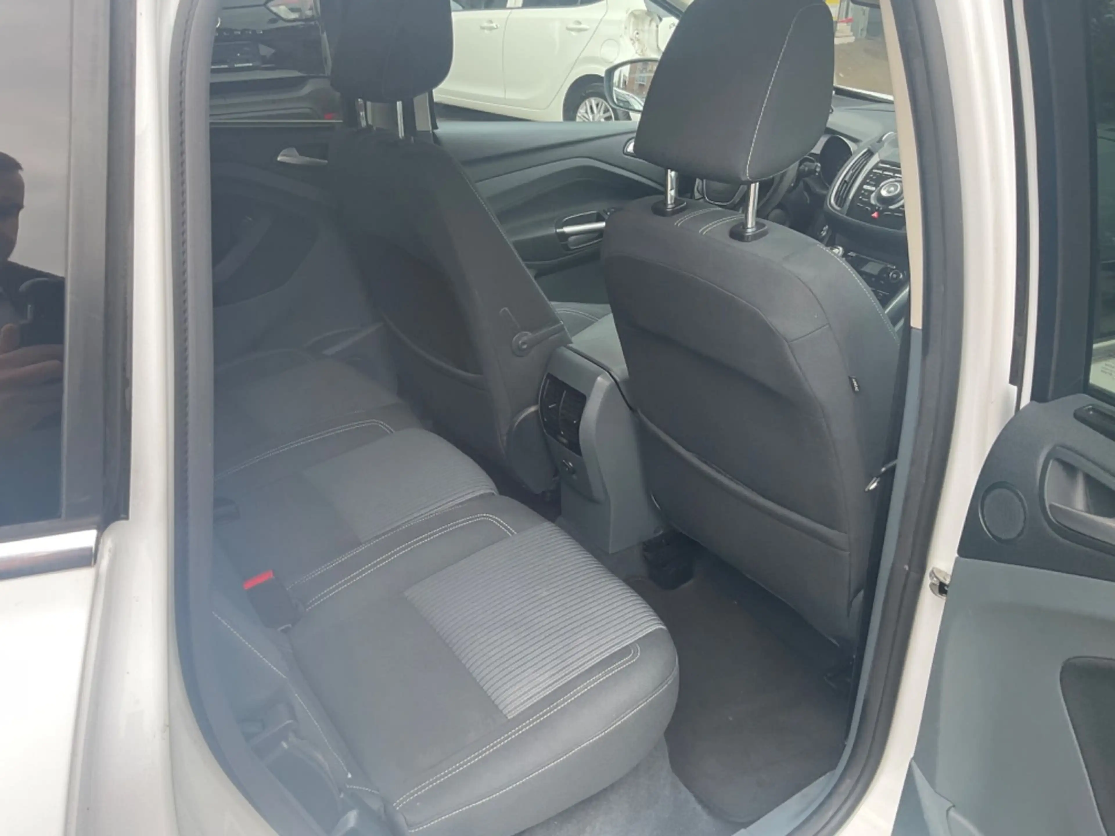 Ford C-Max Titanium TÜV 05.2027 Automatik 1 HAND — photo 14