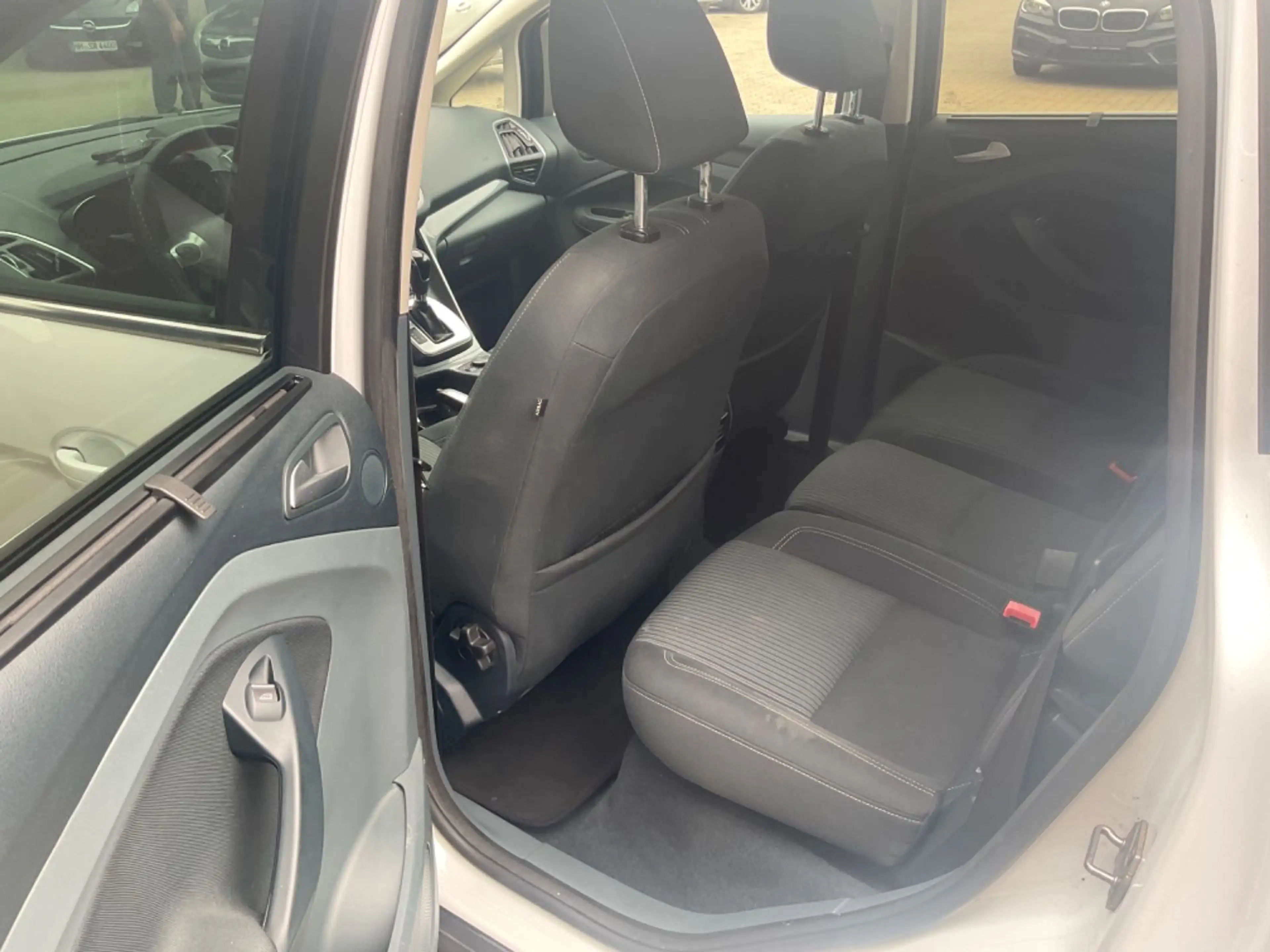 Ford C-Max Titanium TÜV 05.2027 Automatik 1 HAND — photo 11