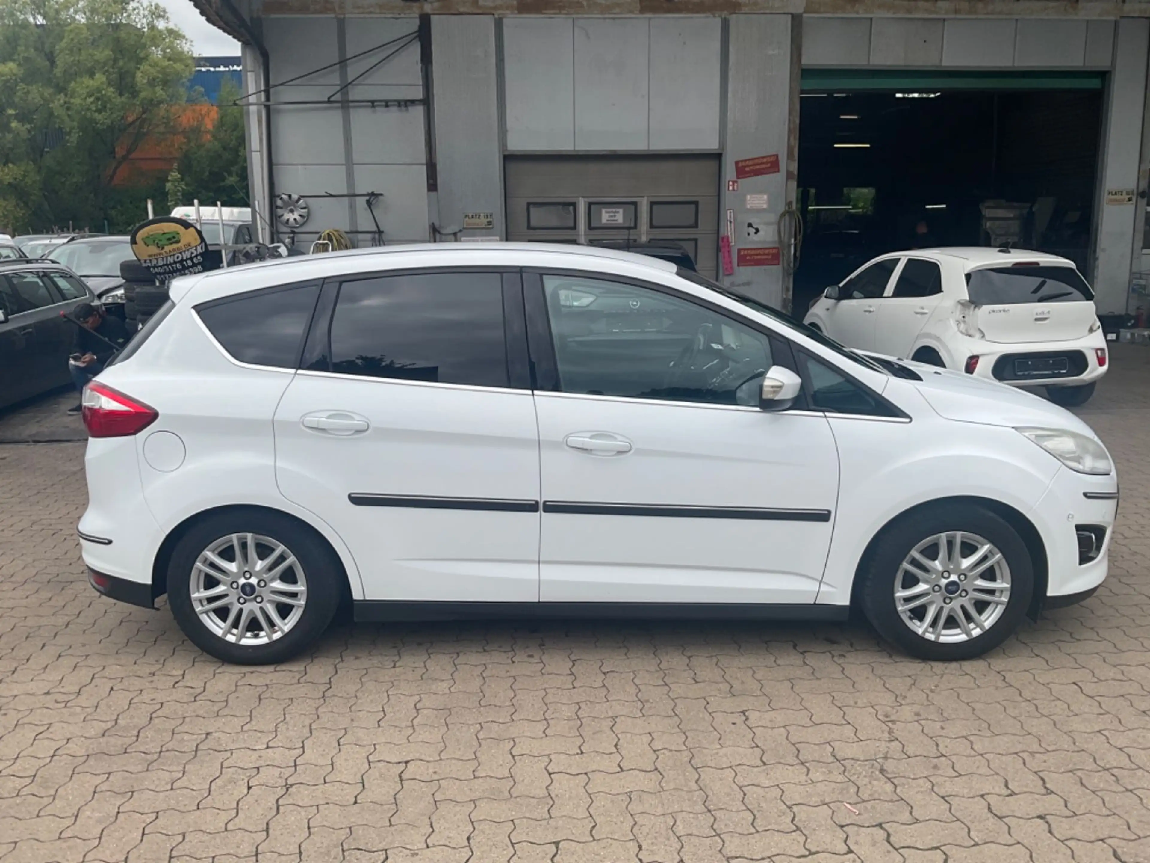 Ford C-Max Titanium TÜV 05.2027 Automatik 1 HAND — photo 5