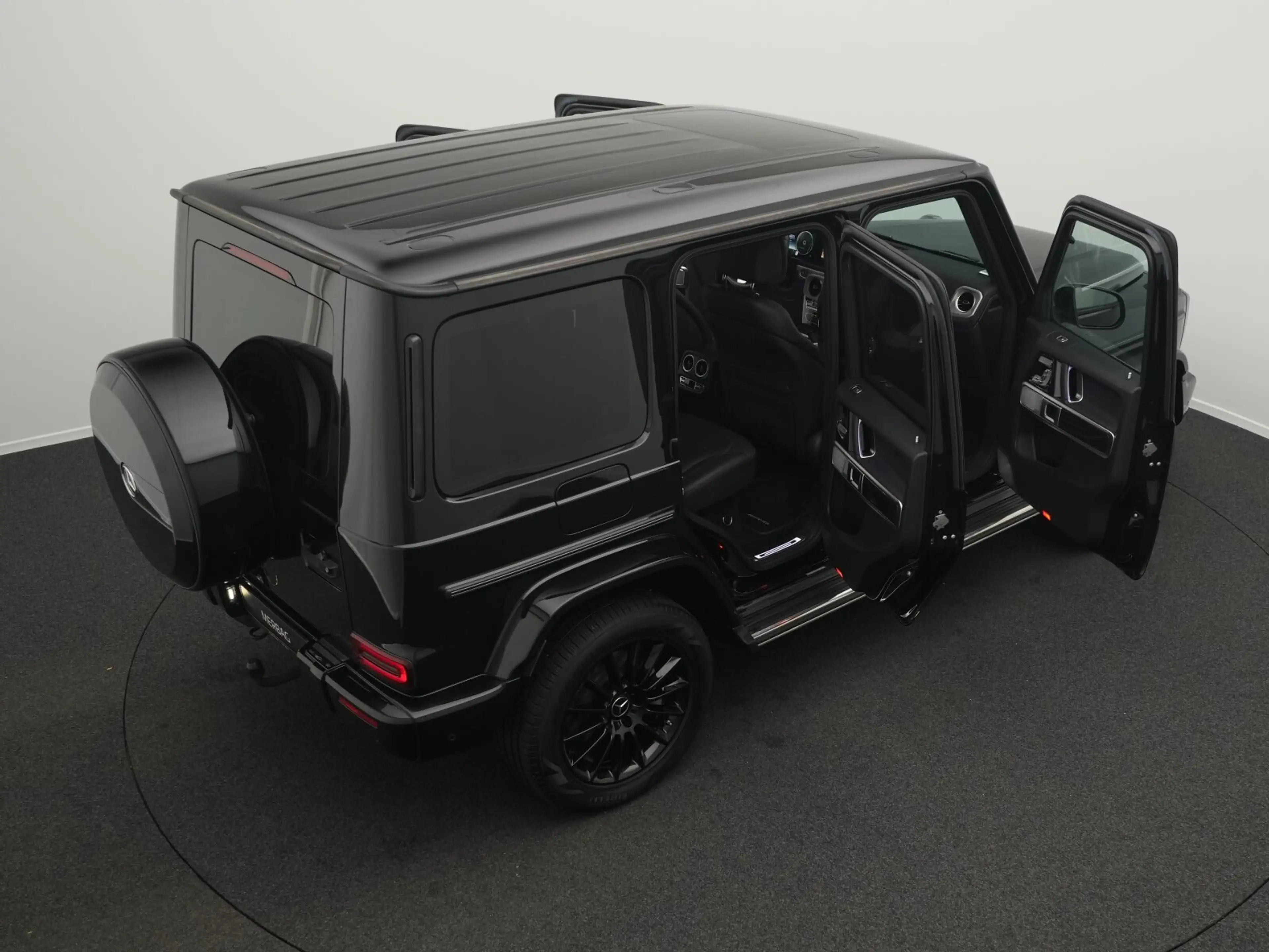 Mercedes-Benz G 500 G 500 AMG-Line  AMG Line Loop-Design/COMAND APS — photo 15