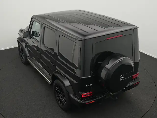 Mercedes-Benz G-Class view 13