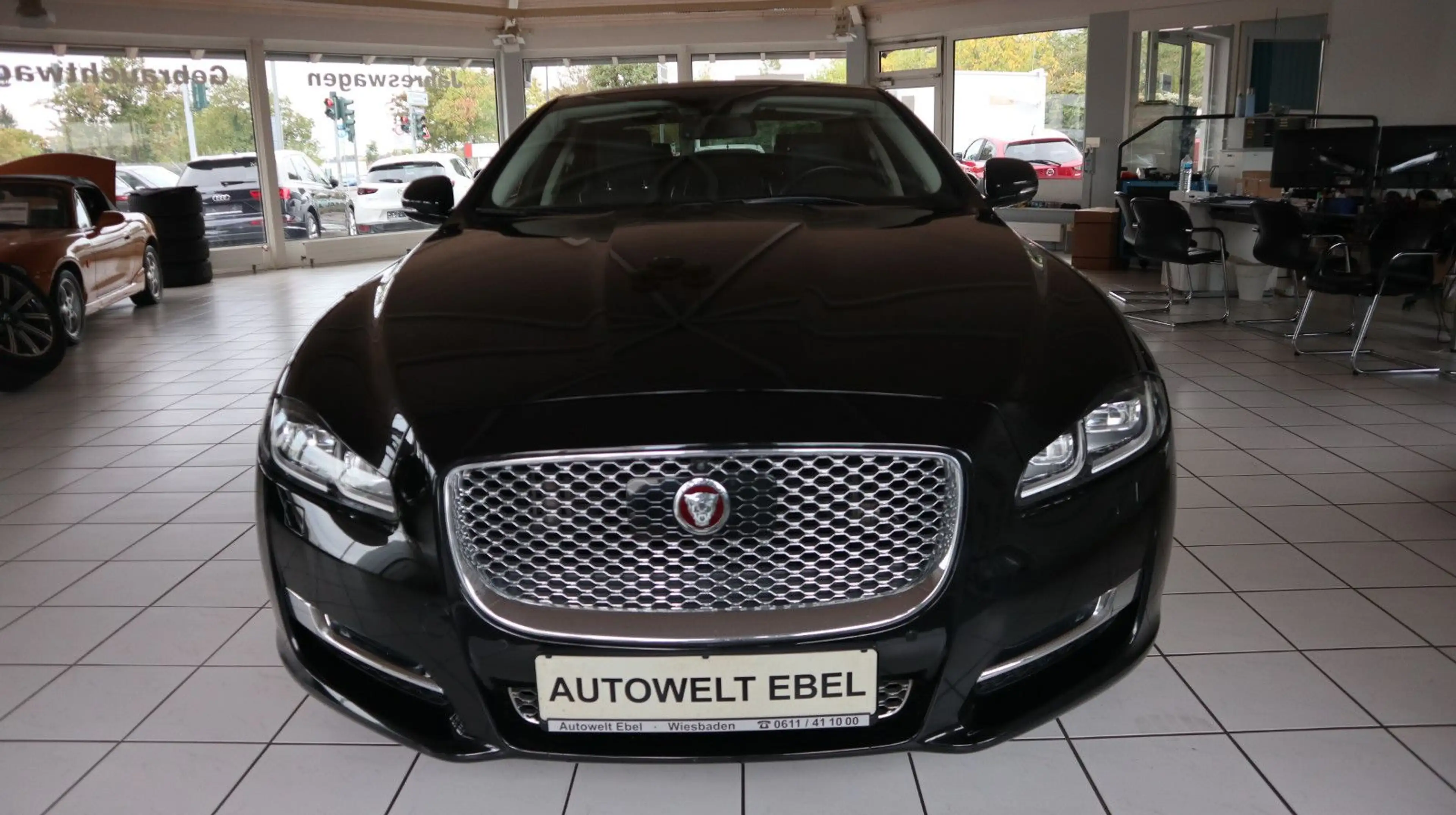 Jaguar XJ Premium Luxury*KUNDENAUFTRAG* — photo 2