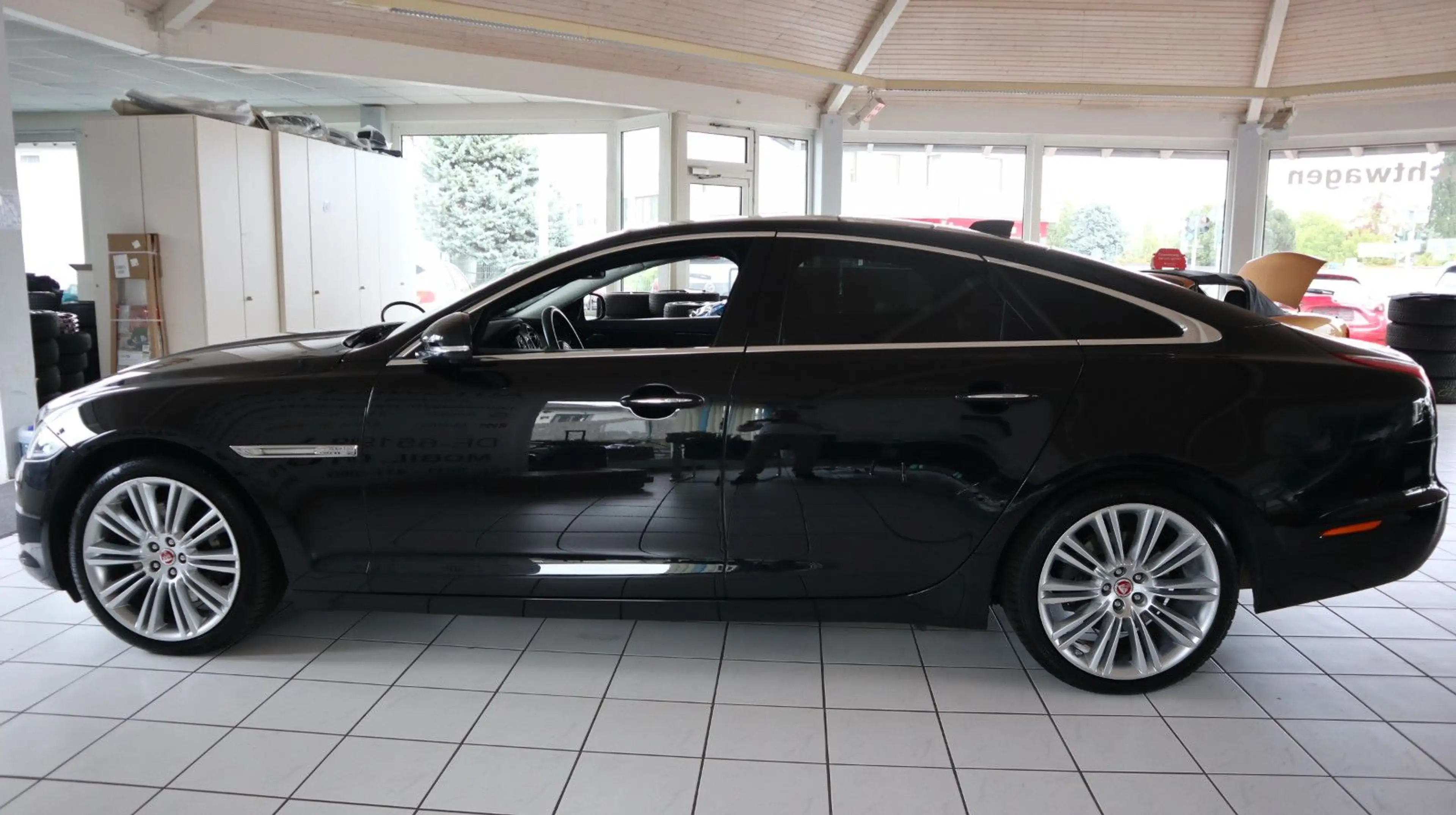 Jaguar XJ Premium Luxury*KUNDENAUFTRAG* — photo 4