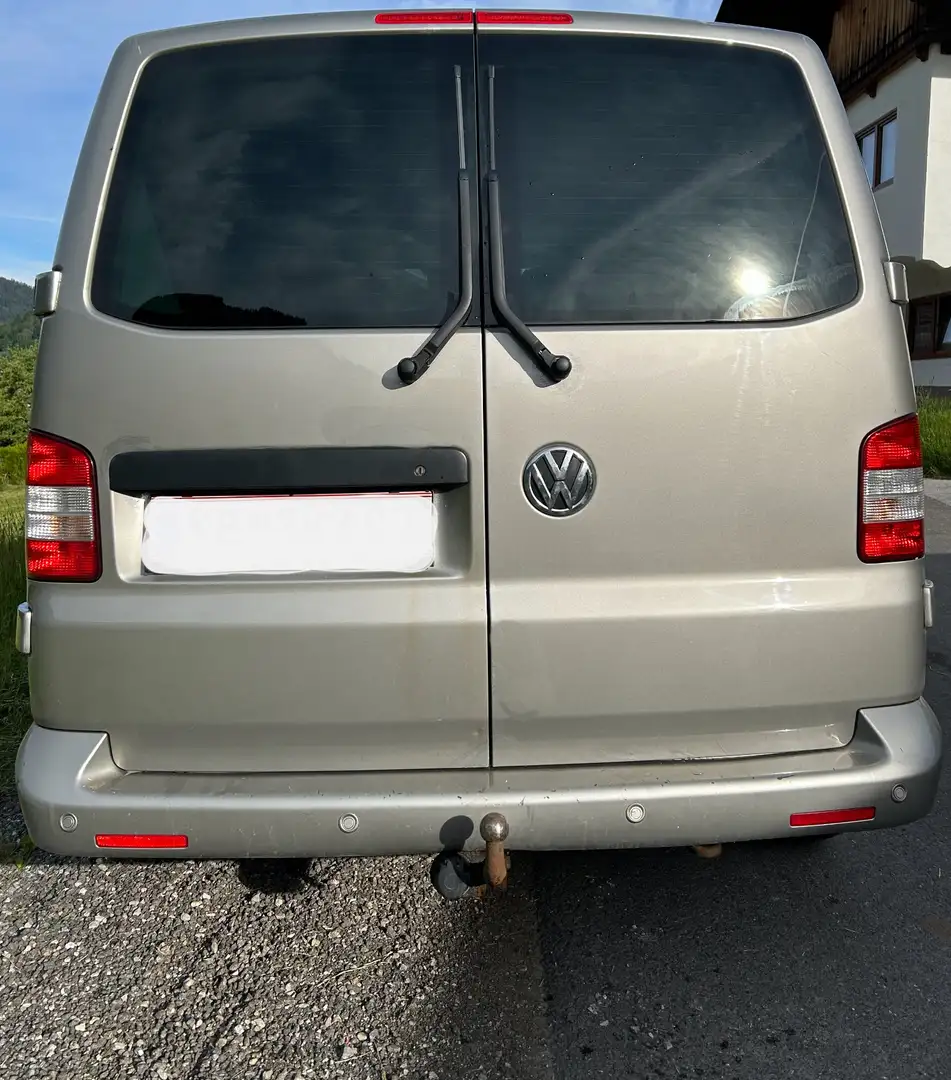 Volkswagen T5 Kombi Beige - 2