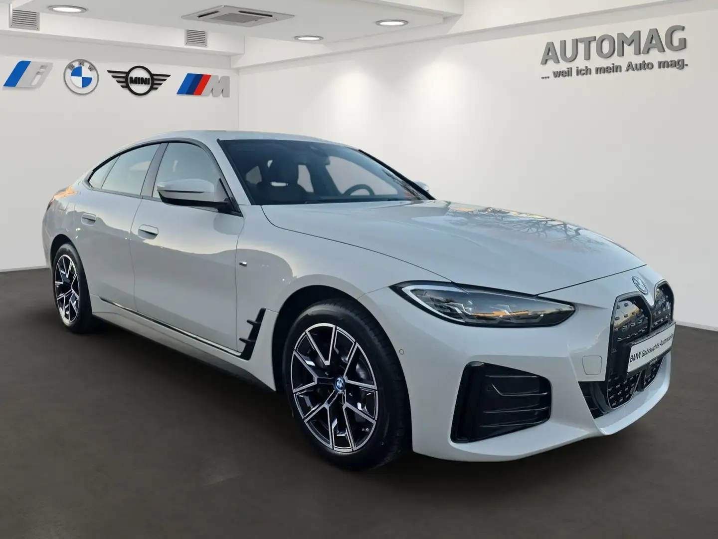 BMW i4 eDrive35 M-Sport*ParkAssistPlus*DrivingAssist*Hifi Weiß - 2