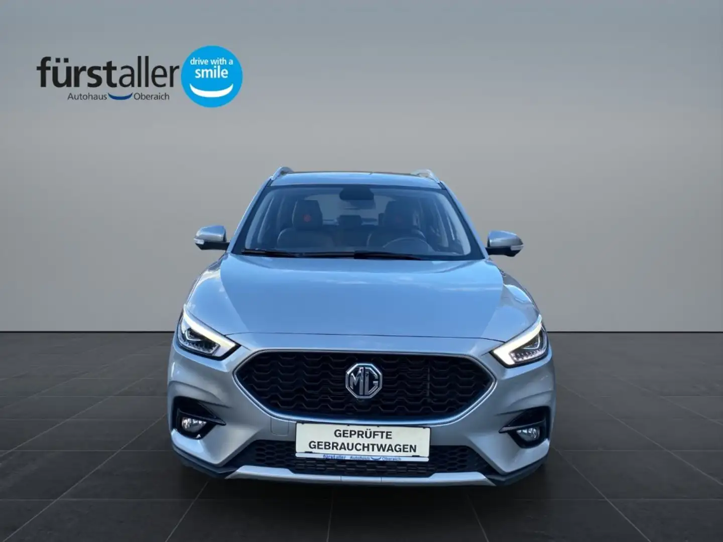 MG ZS 1,0T Luxury AT Silber - 2