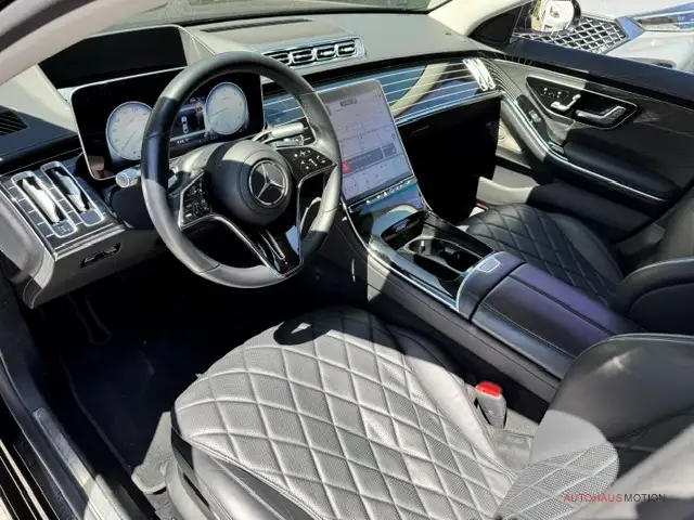 Mercedes-Benz S-Class view 8