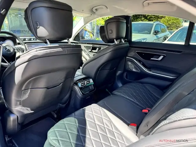 Mercedes-Benz S-Class view 12