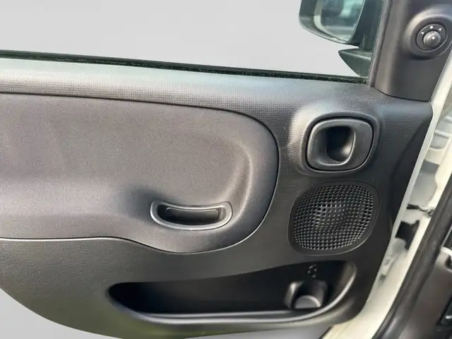 Fiat Panda view 3