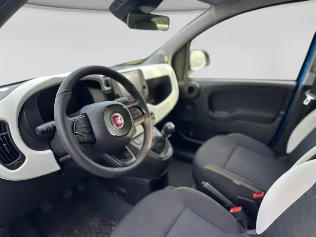 Fiat Panda view 9