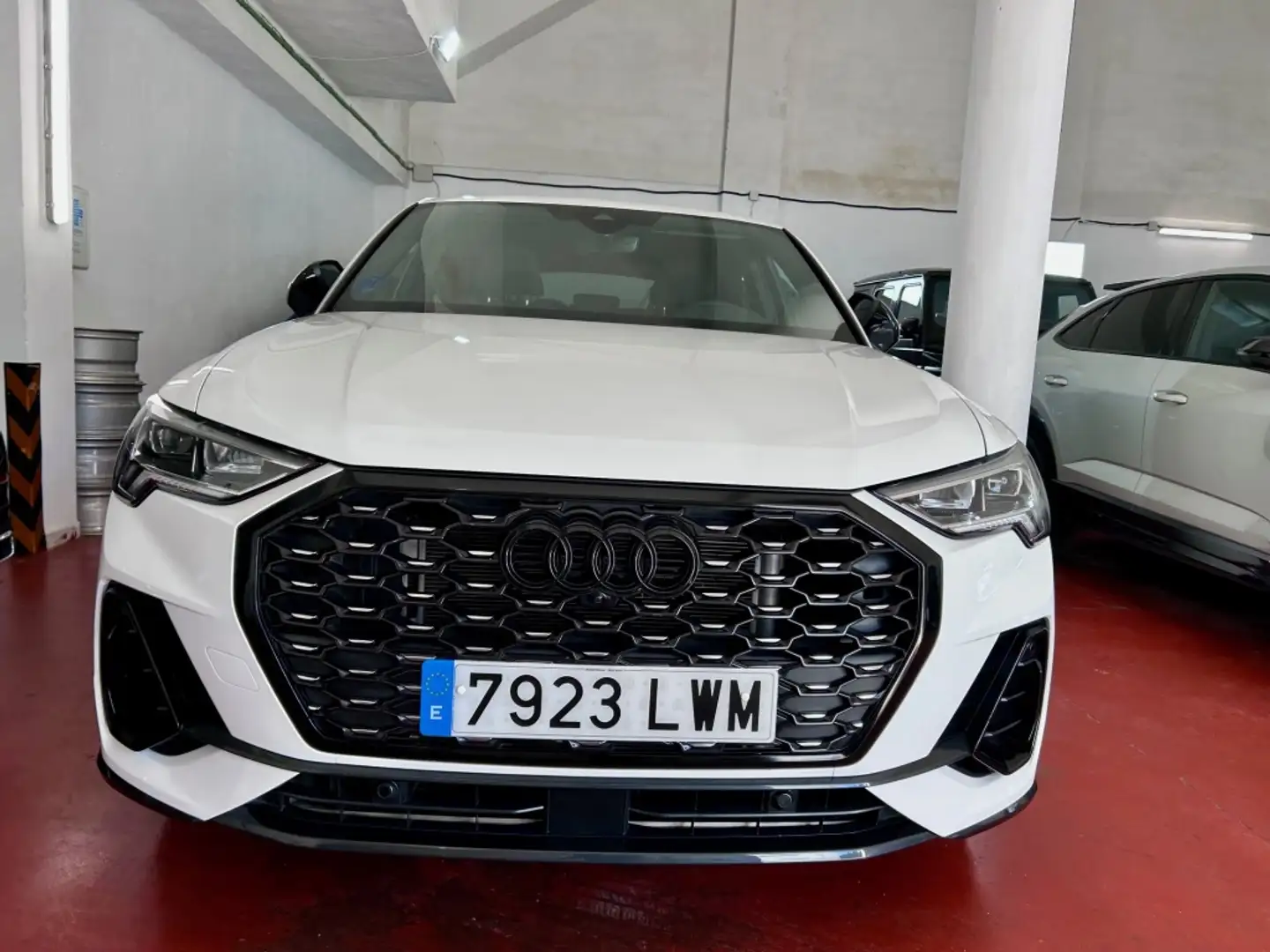 Audi Q3 Sportback 45 TFSIe S line S-tronic Negro - 2