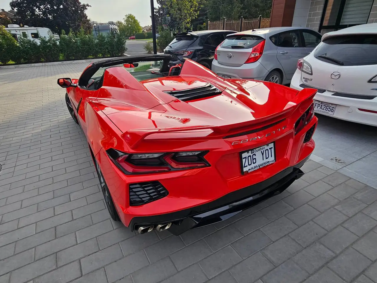 Chevrolet Corvette снимка Chevrolet Corvette