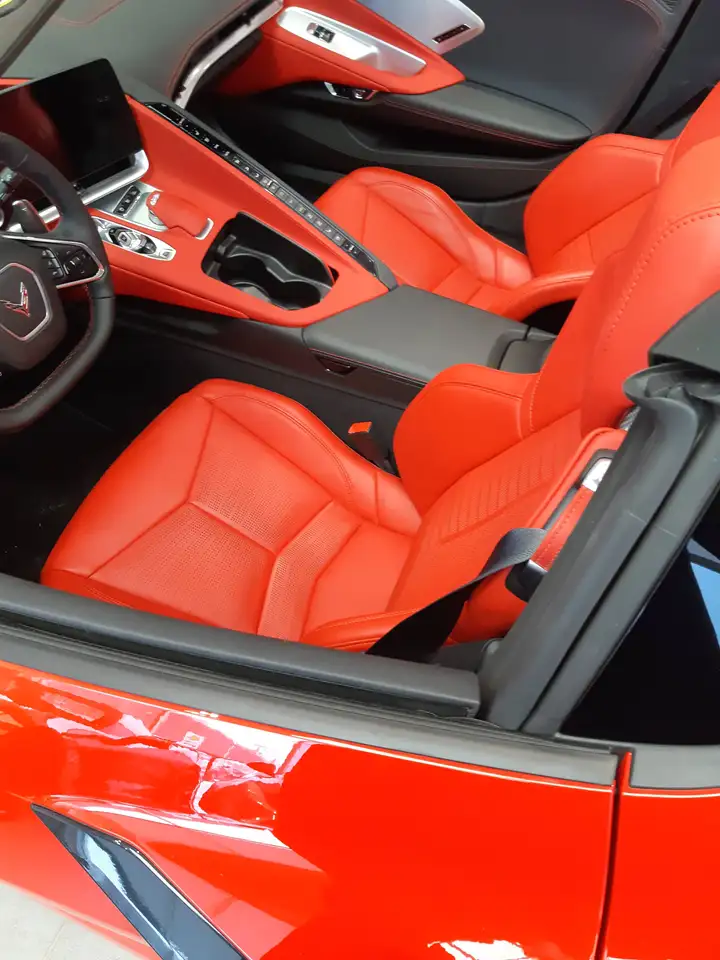 Chevrolet Corvette снимка Chevrolet Corvette