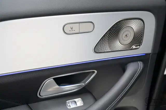 Mercedes-Benz Gle view 20