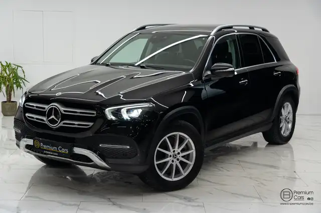 Mercedes-Benz Gle view 2