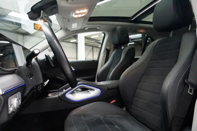 Mercedes-Benz Gle view 11