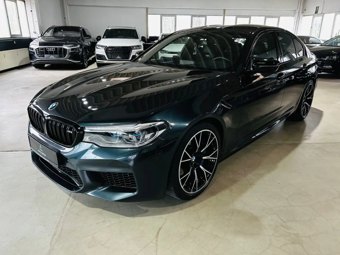 BMW M5 Lim. Competition *Carbon*Laser*Driver´s Pack* Szary - 2
