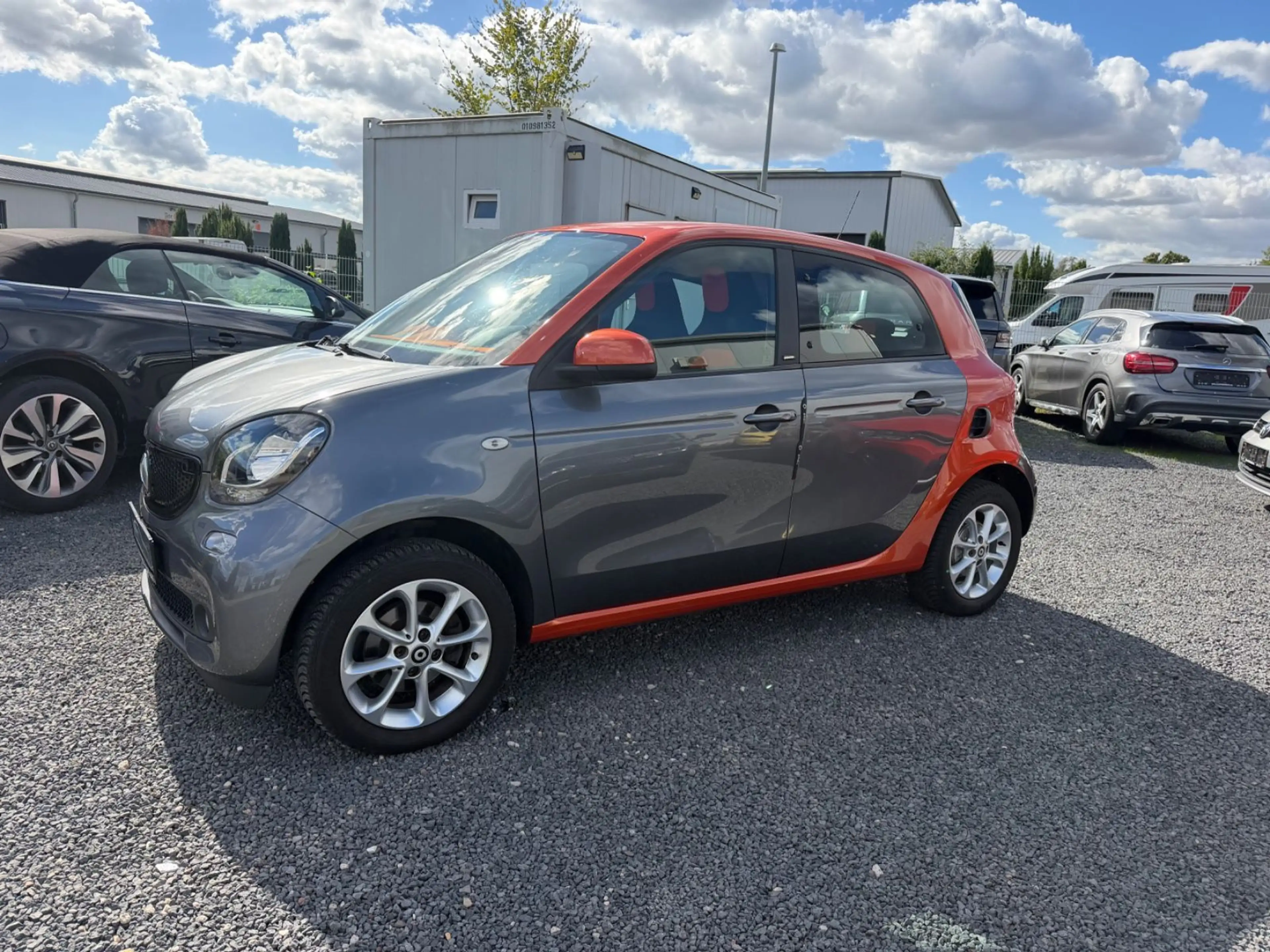 smart forFour SHZ*Navi*Rkam* Top Zustand Garantie — photo 7