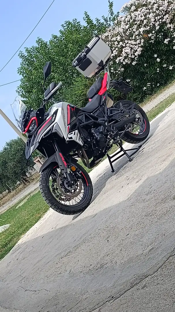 Benelli TRK 702 Bianco - 1