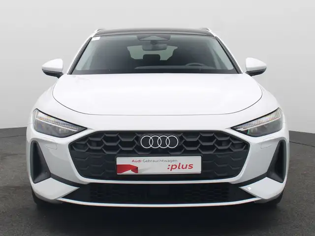 Audi A5 view 3