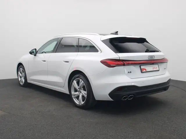 Audi A5 view 5