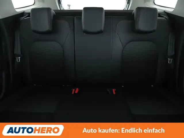 Dacia Duster view 15