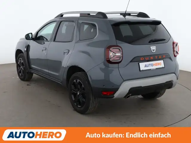 Dacia Duster view 4