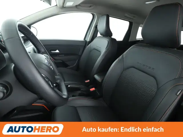 Dacia Duster view 10