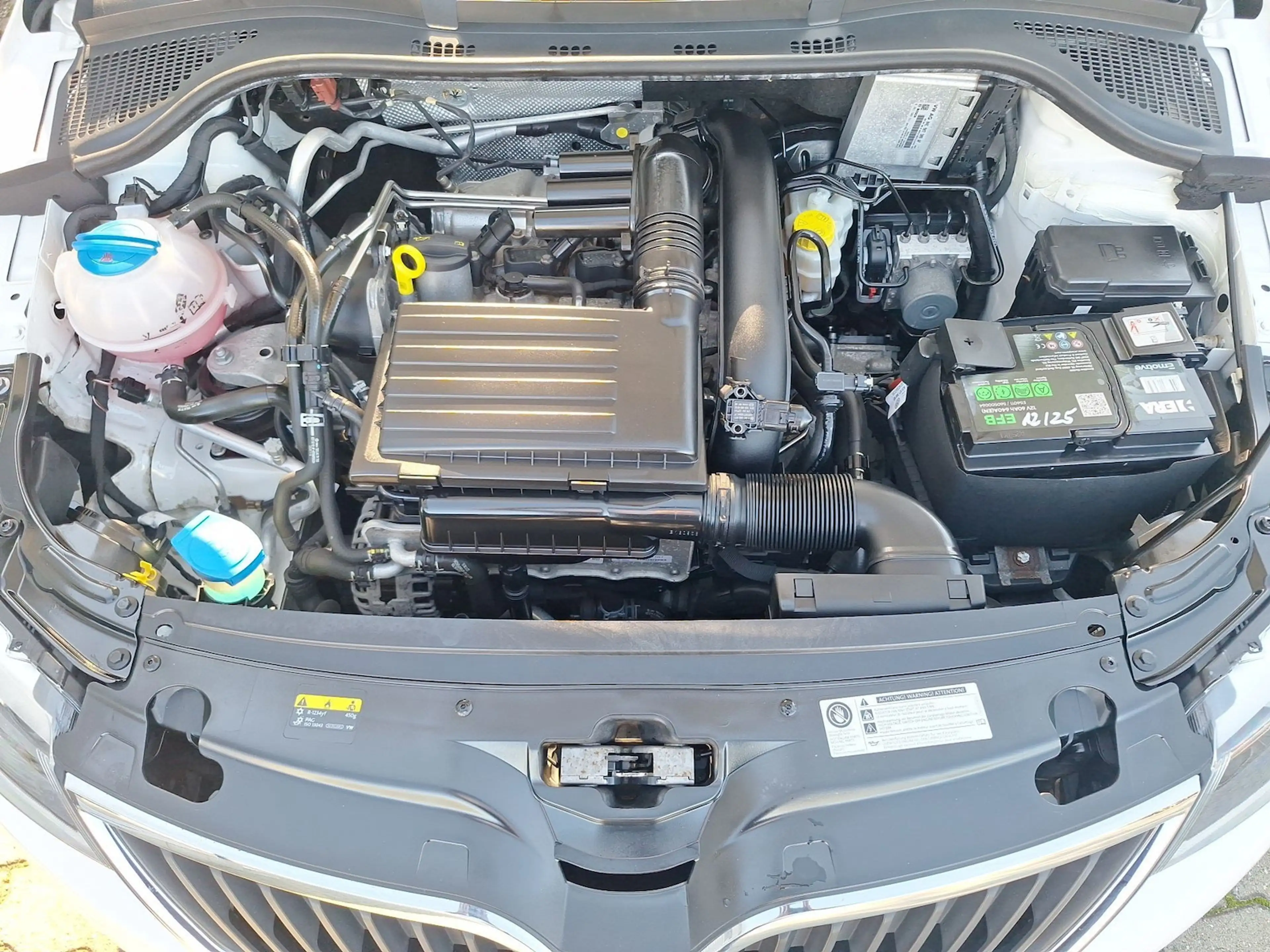 Skoda Rapid/Spaceback Spaceback Joy Mod. 2017 Pano*AHK*Navi*PDC*SHZ — photo 13
