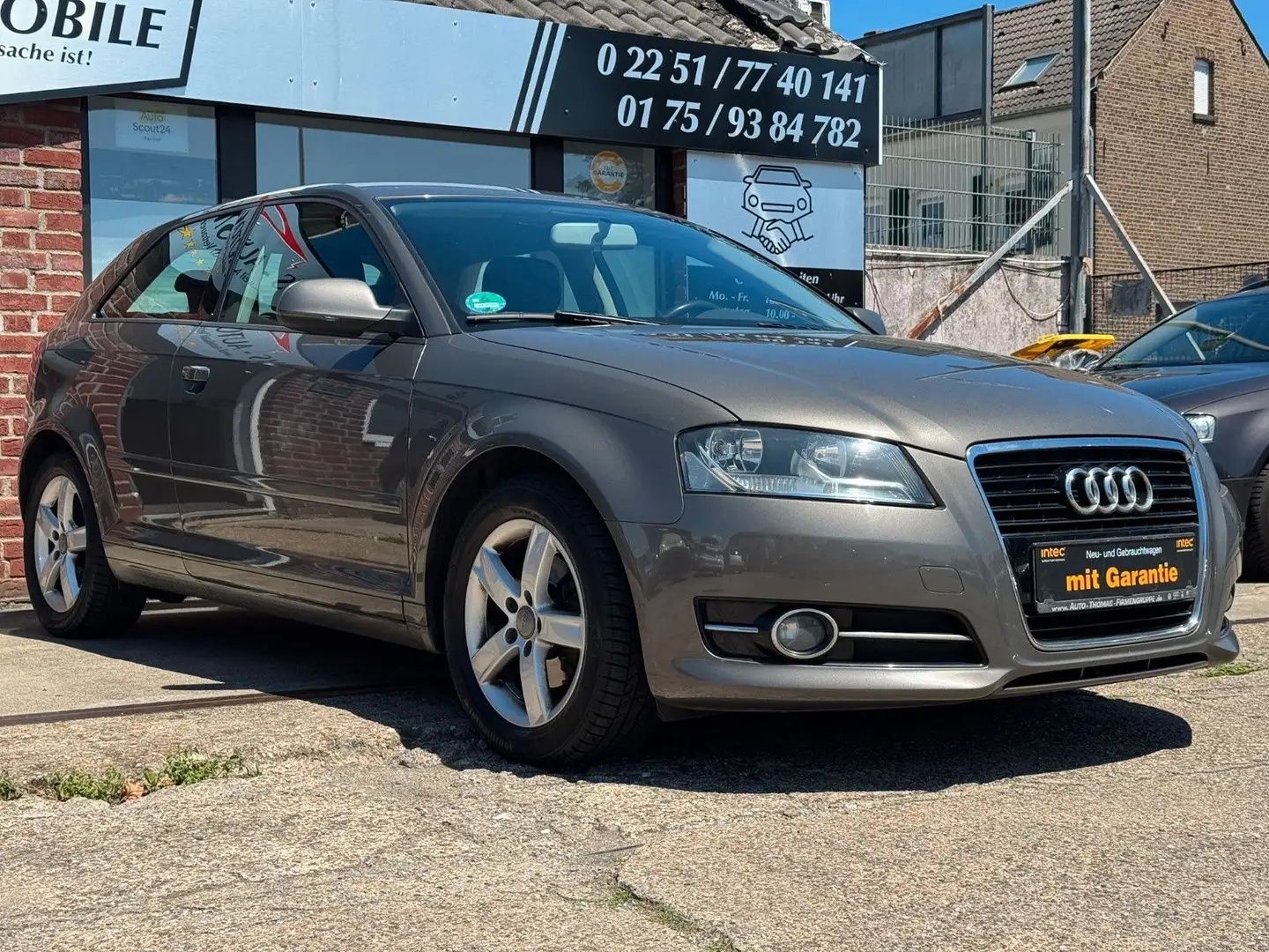 Audi A3 1.4 TFSI Attraction*1HAND*TÜV NEU*GARANTIE Grau - 1