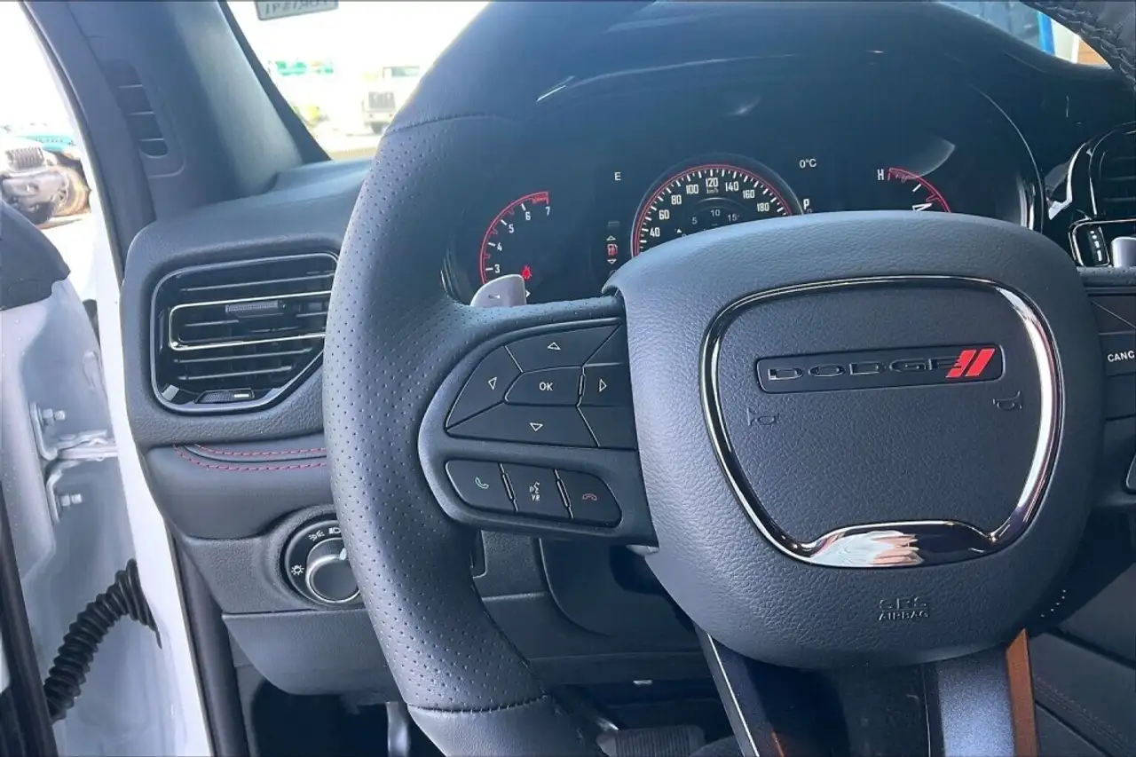 Dodge Durango снимка Dodge Durango
