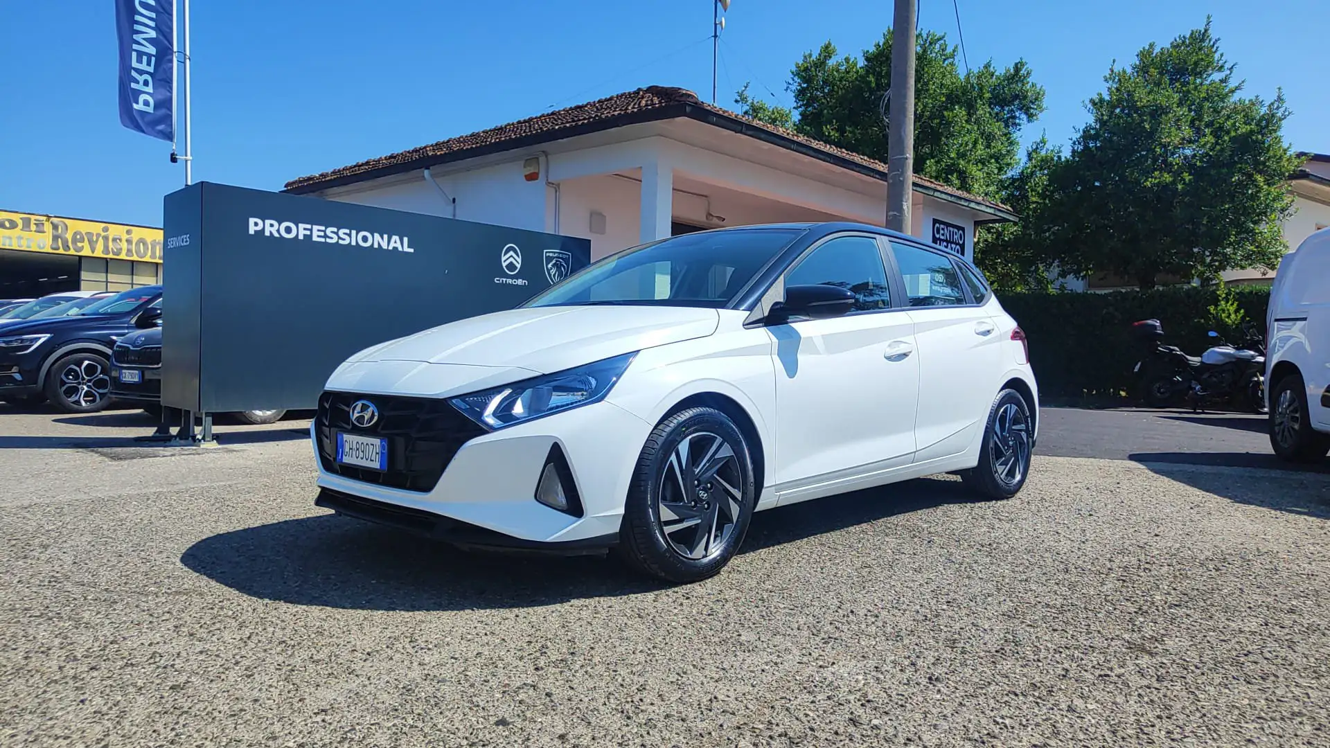 Hyundai i20 1.2 MPI MT ConnectLine Bianco - 1