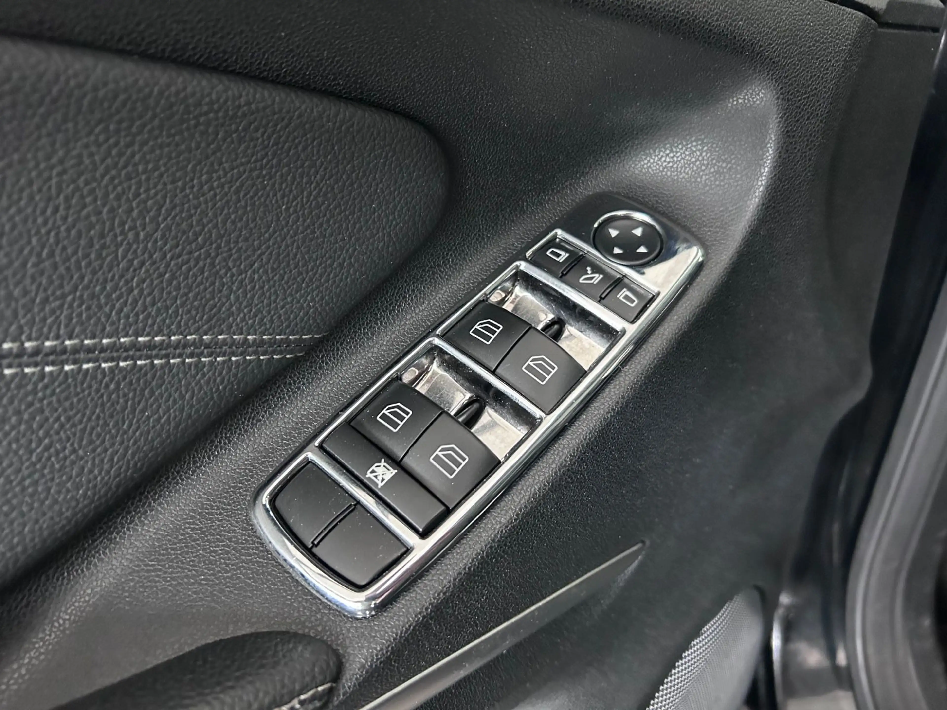 Mercedes-Benz ML 320 CDI 4Matic — photo 15