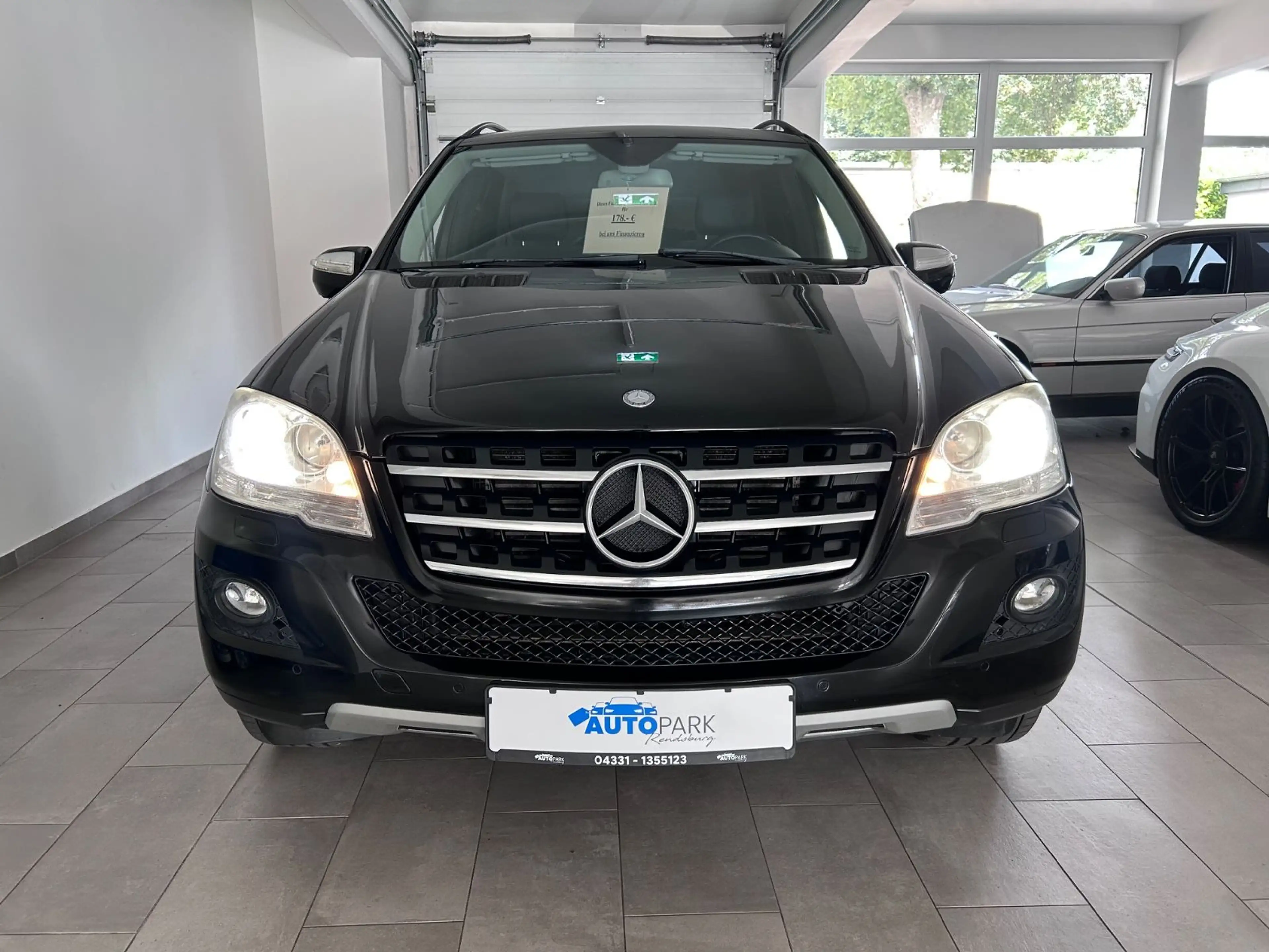 Mercedes-Benz ML 320 CDI 4Matic — photo 2