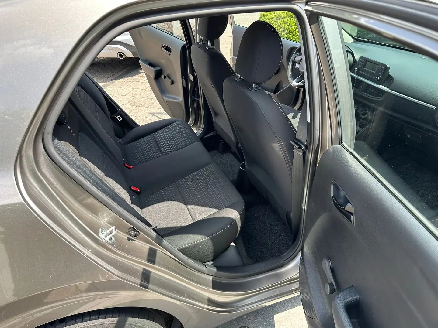 Kia Picanto 1.0 CVVT Eco.PlusL Grijs - 2