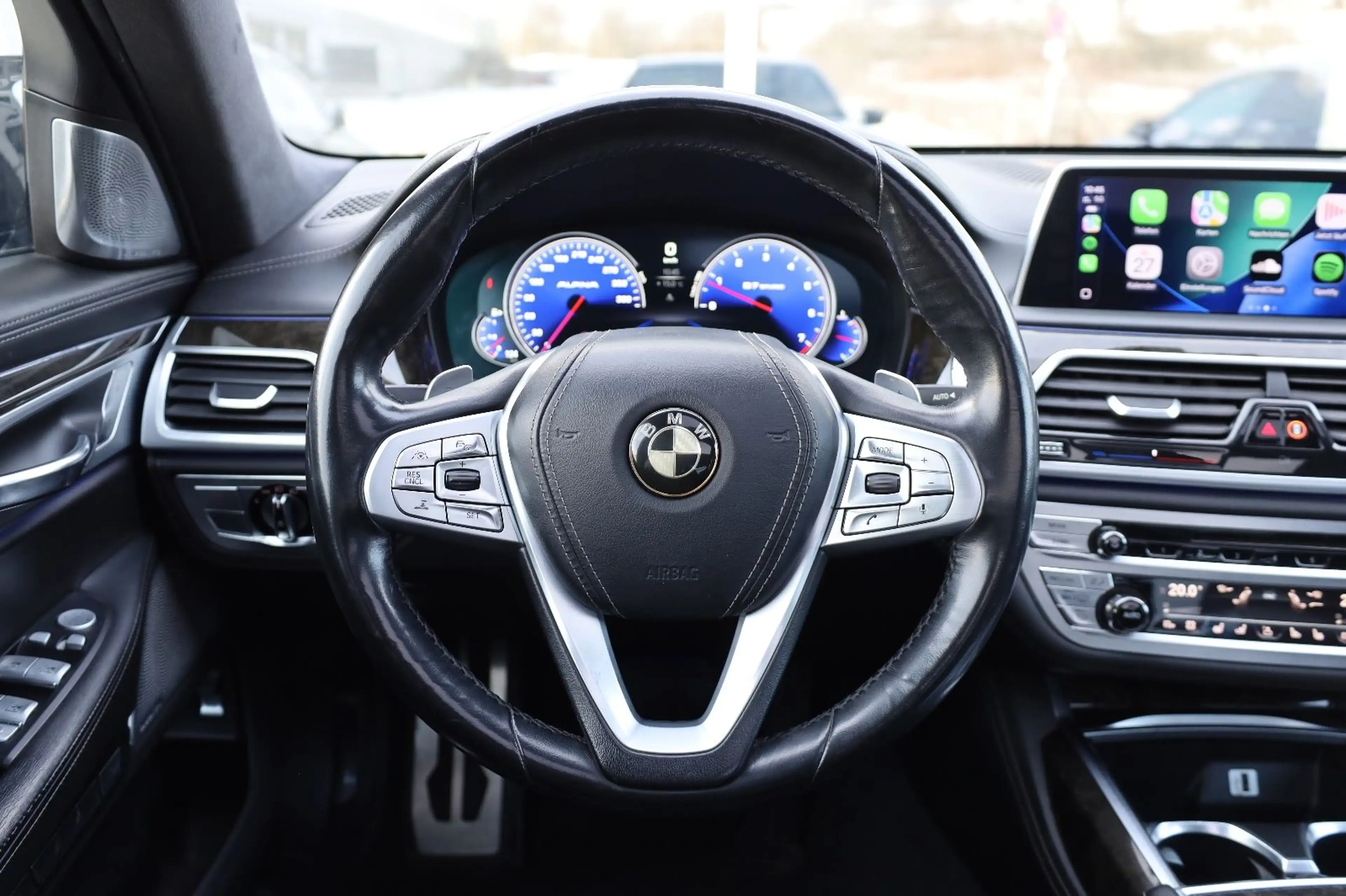 BMW 750 Li/M/360*/HUD/MASSAGE/SKYLOUNGE/B&W/PANO/R20 — photo 11