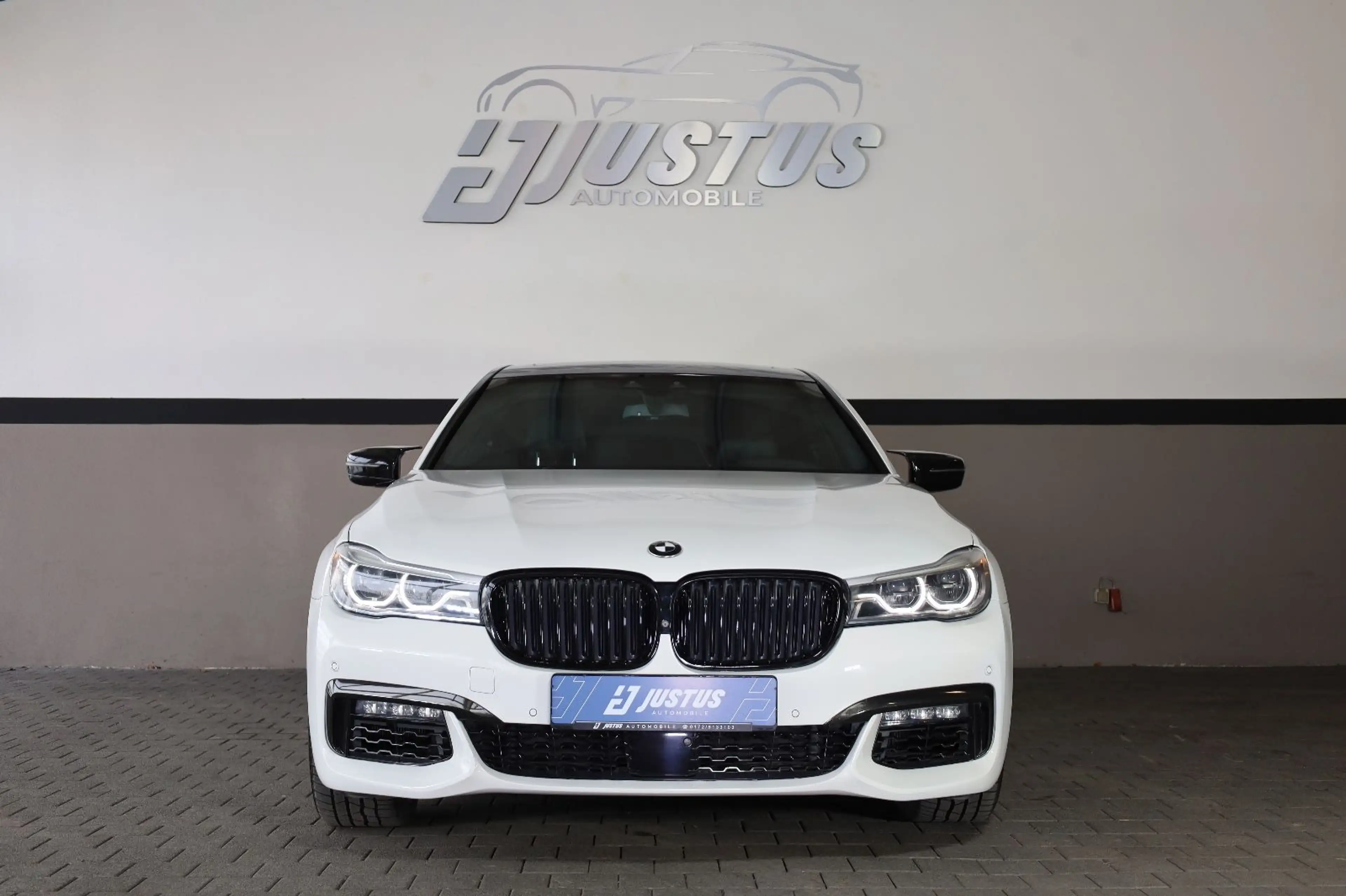 BMW 750 Li/M/360*/HUD/MASSAGE/SKYLOUNGE/B&W/PANO/R20 — photo 2