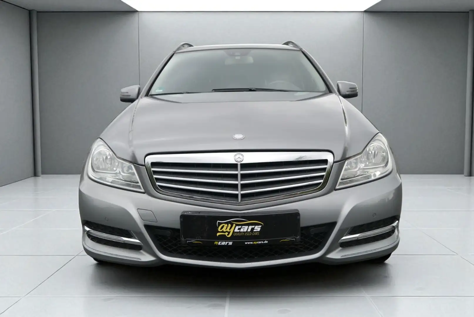 Mercedes-Benz C 180 T  BlueEfficiency, Navi, Automatik Argento - 2