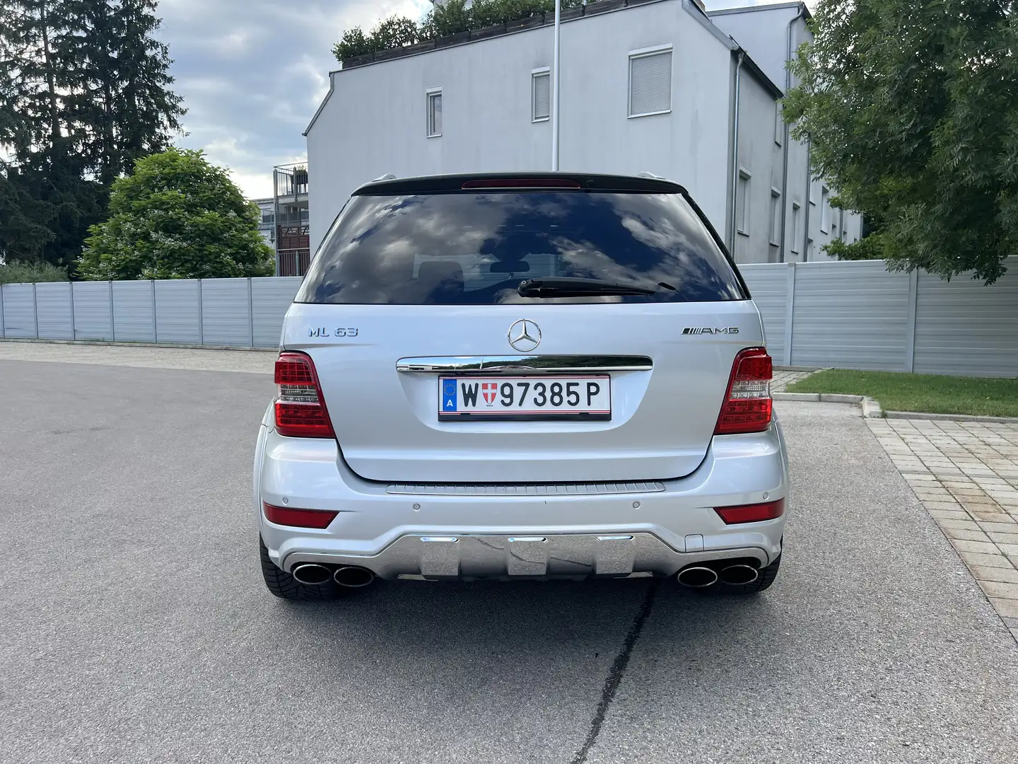 Mercedes-Benz ML 63 AMG 4MATIC Aut. - 2