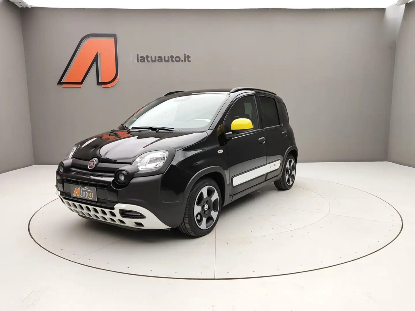 Fiat Panda PANDINA 1.0 70CV HYBRID (CROSS) Gris - 1