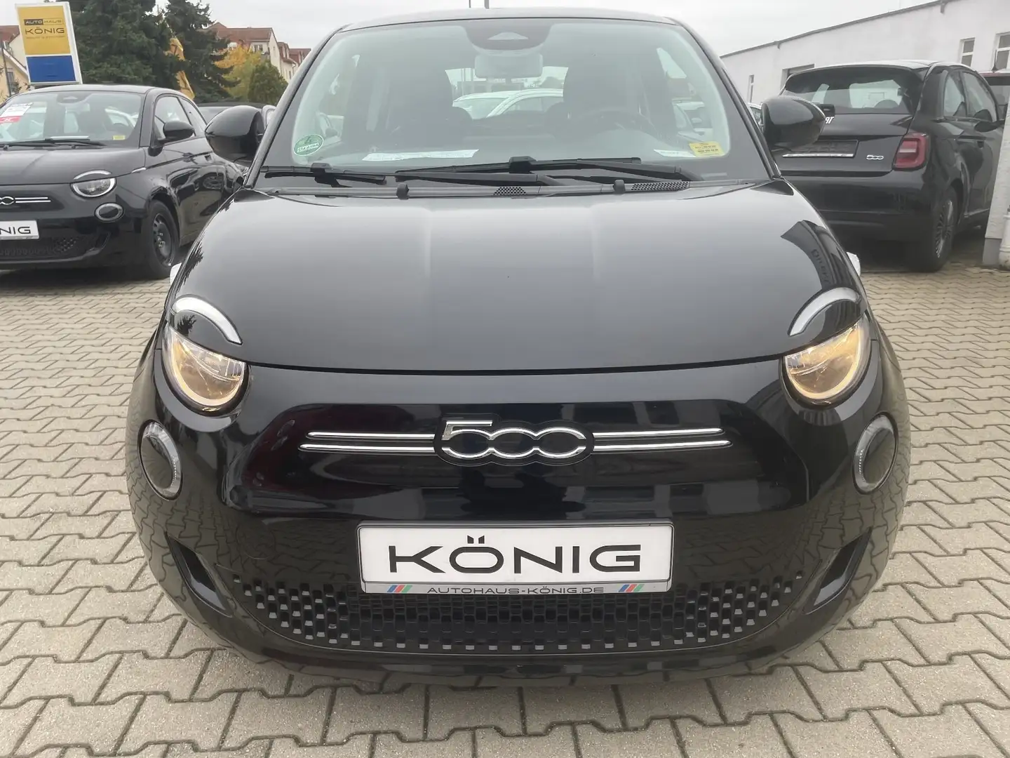 Fiat 500e 3+1 Neuer 500 320km Reichweite Schwarz - 2