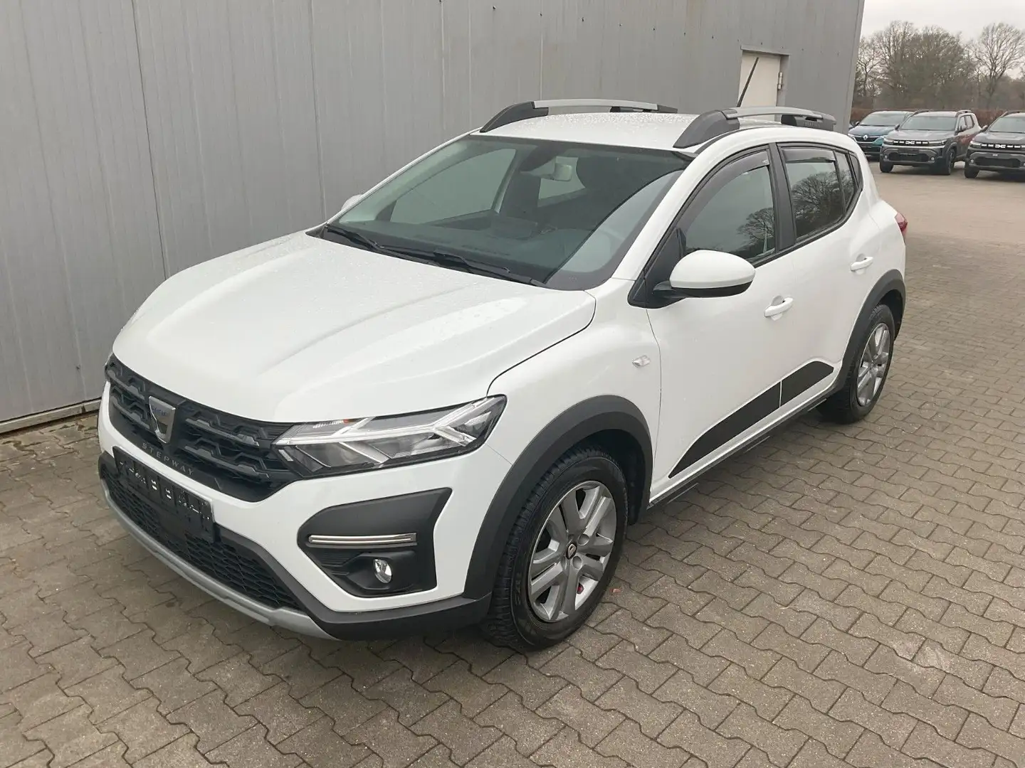 Dacia Sandero TCe 90 Stepway Comfort Weiß - 1