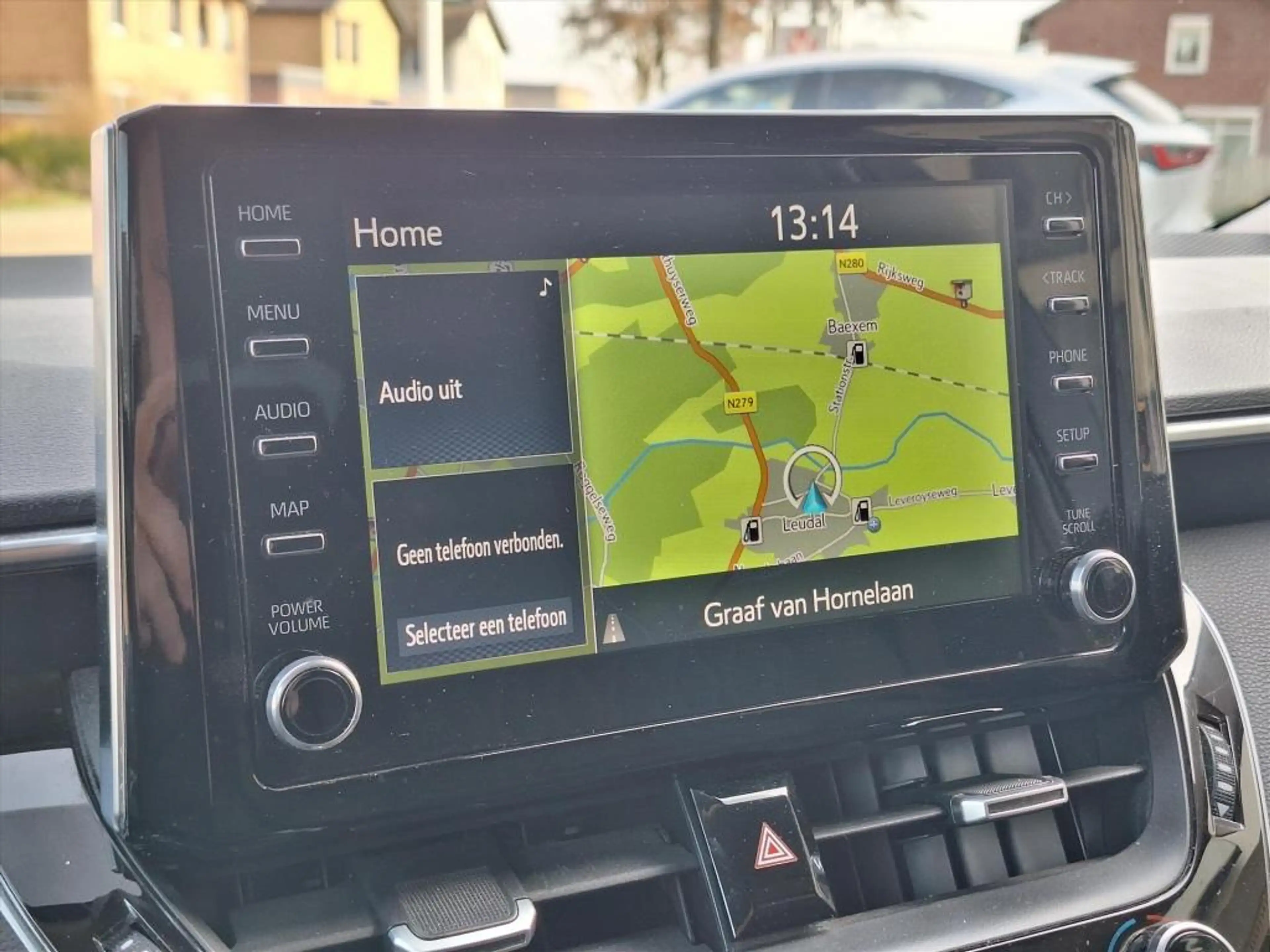 Toyota Corolla Sedan 1.8 Hybrid Style | Parkeersensoren, Navigati — photo 21