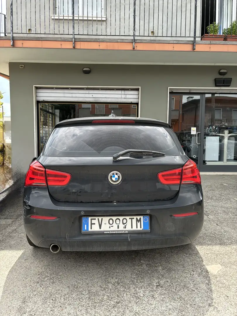 BMW 116 116d Sport 5p - 2