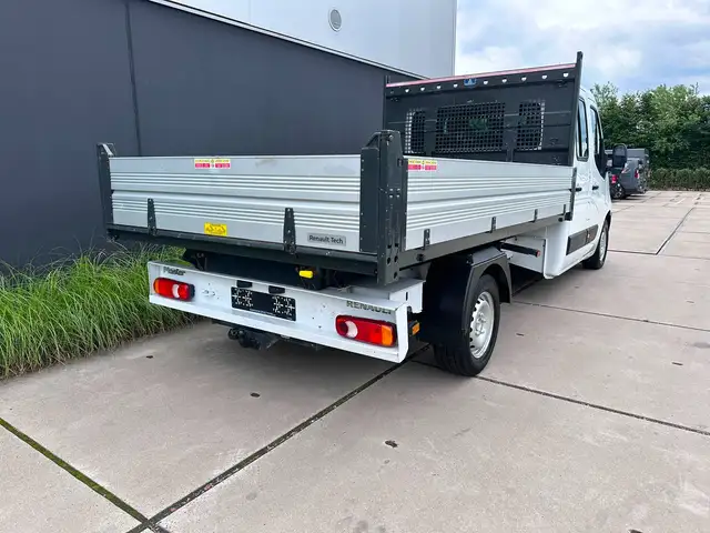 Renault Master view 3
