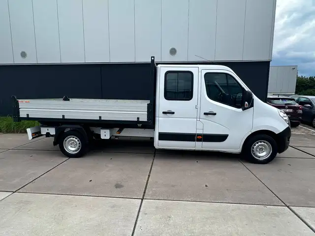 Renault Master view 2