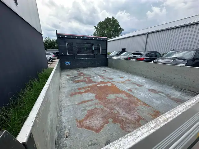 Renault Master view 9