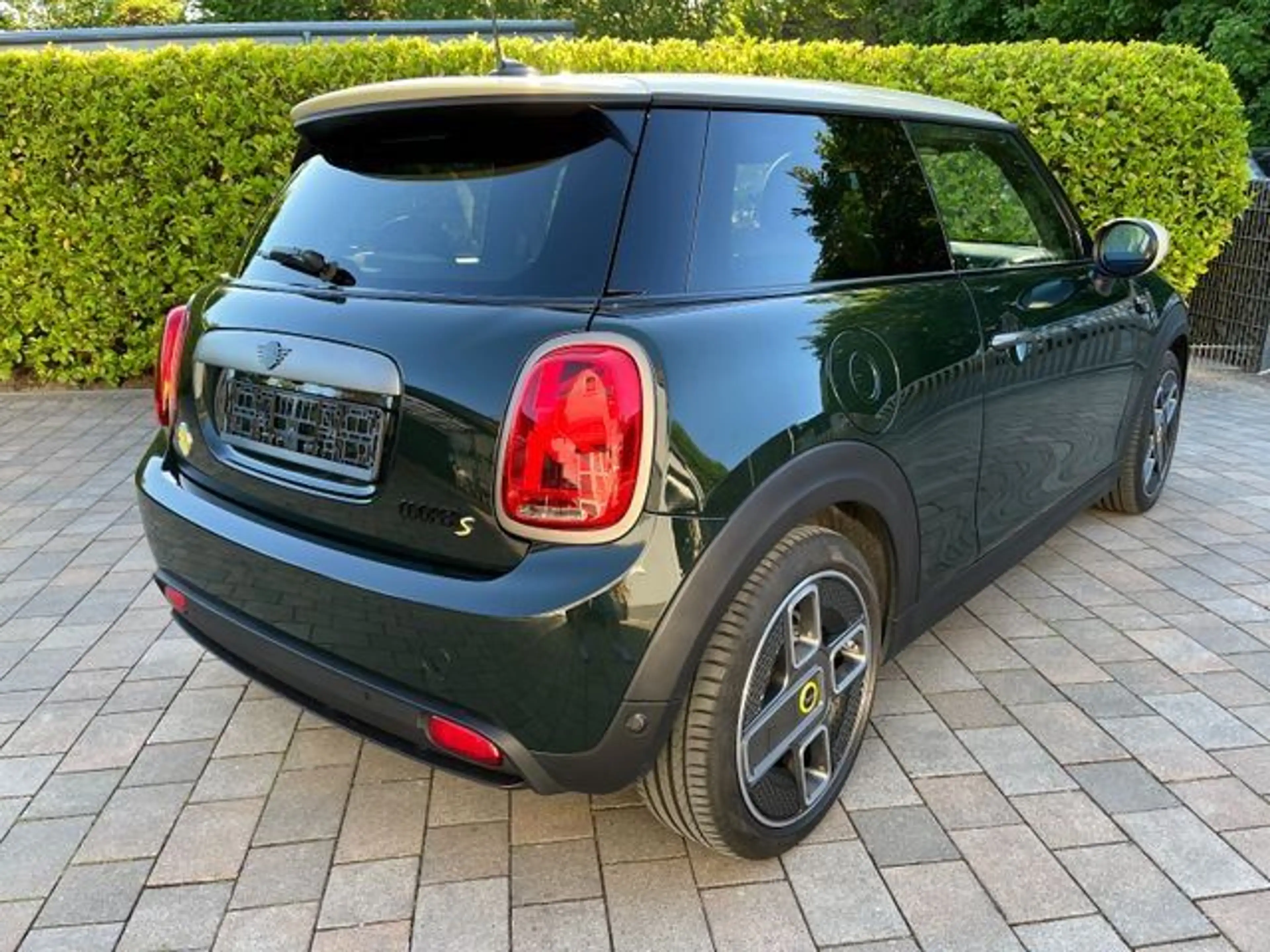 MINI Cooper SE Resolute Pano HUD KAM LKHZ H/K 1.Hd 17 — photo 6
