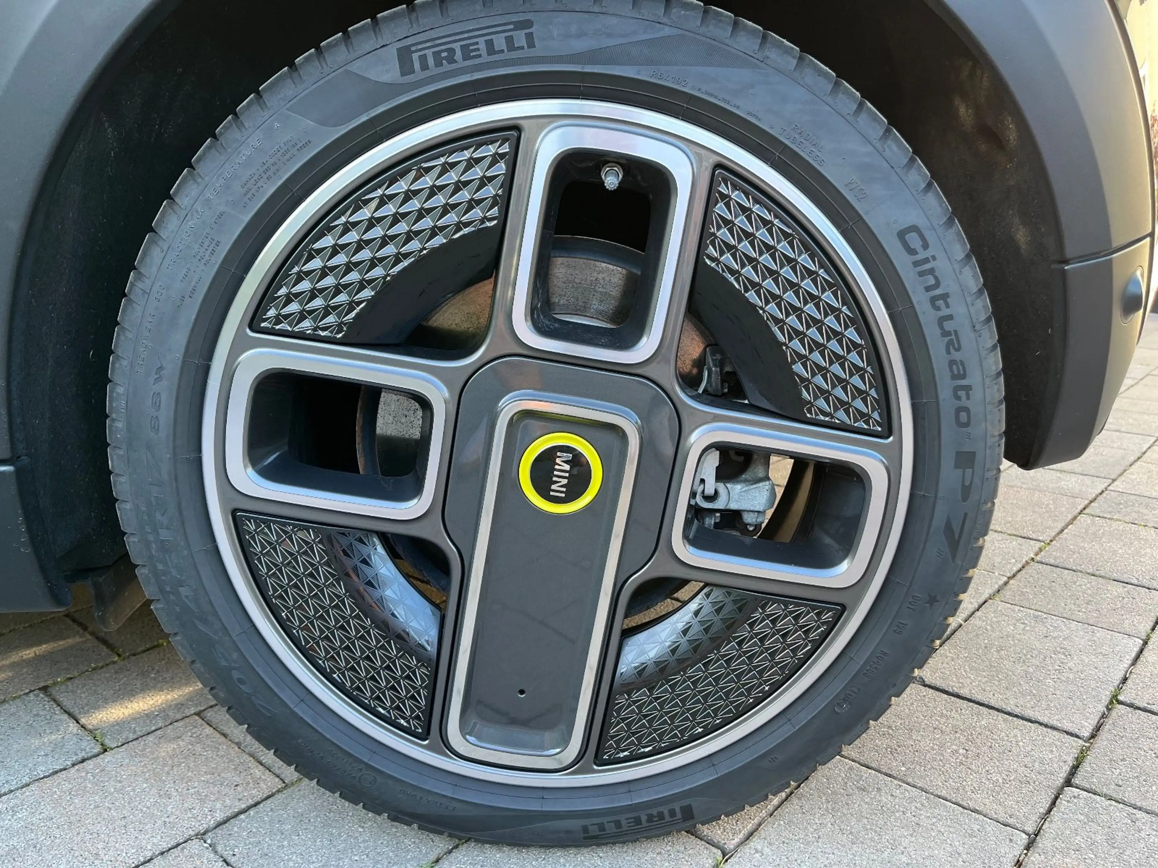 MINI Cooper SE Resolute Pano HUD KAM LKHZ H/K 1.Hd 17 — photo 10