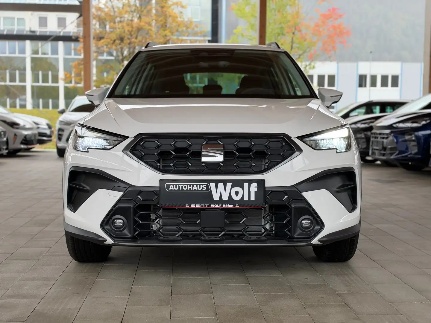 SEAT Arona Reference Edition 1.0 TSI Weiß - 2